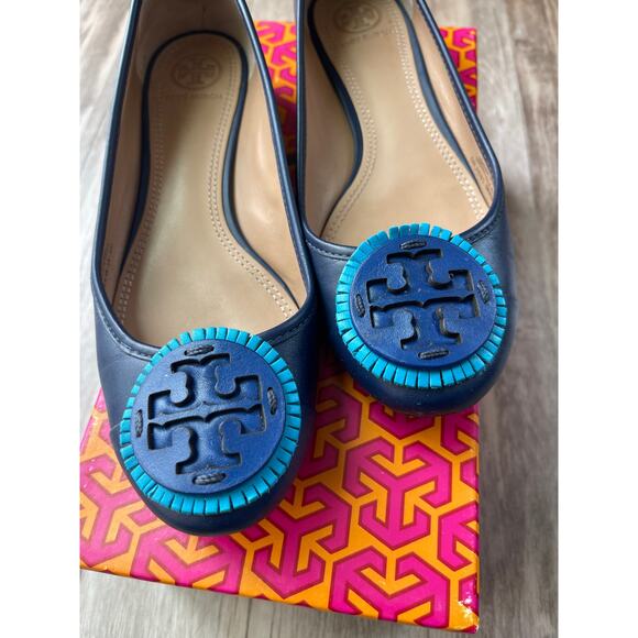 Tory Burch Navy sea/miller fringe 15mm flat size 6 - Picture 2 of 13